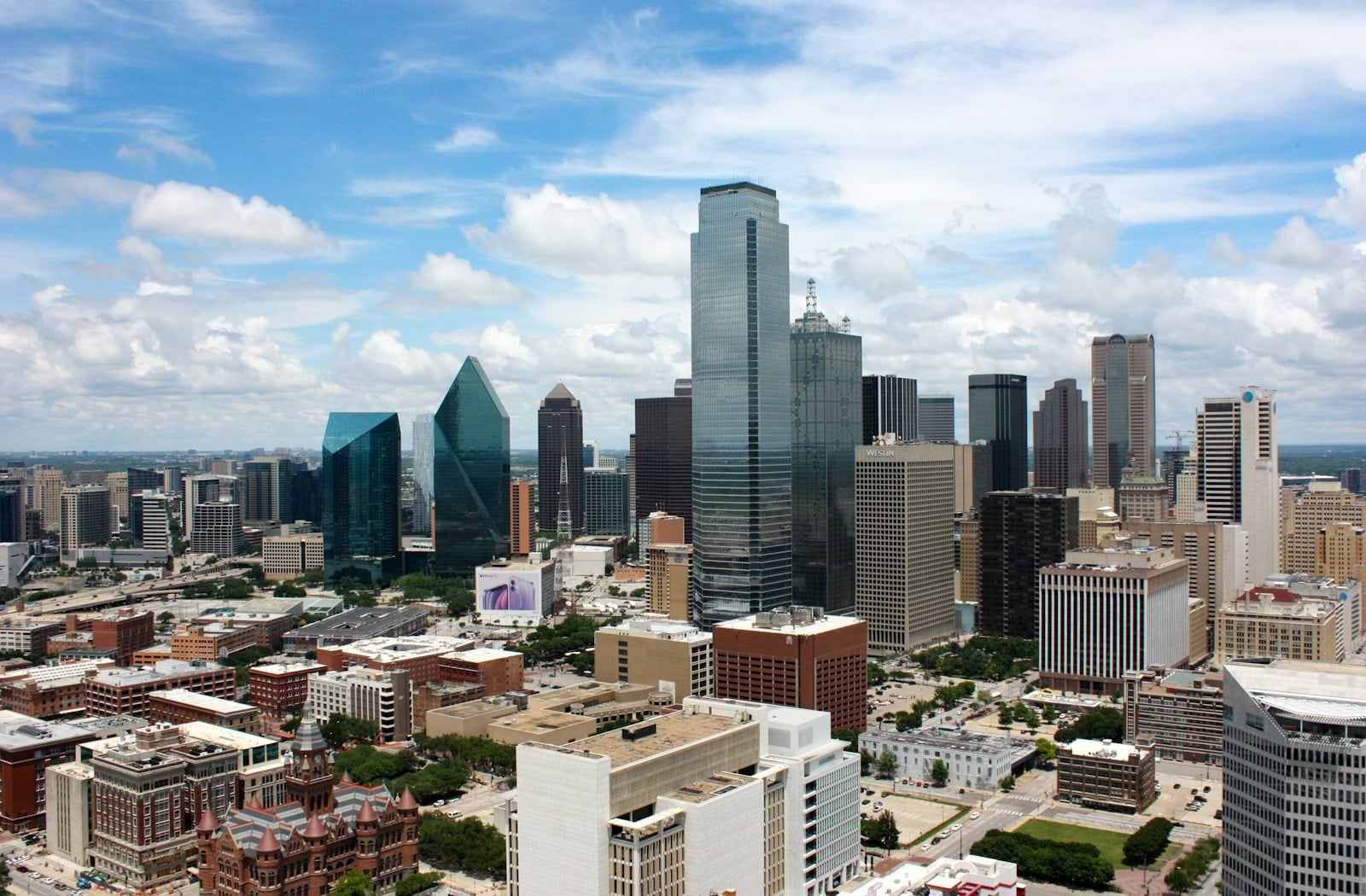 Dallas skyline